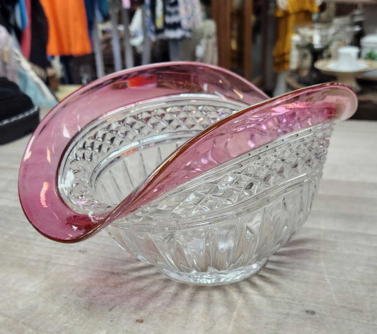 PINK GLASS CANDY DISH