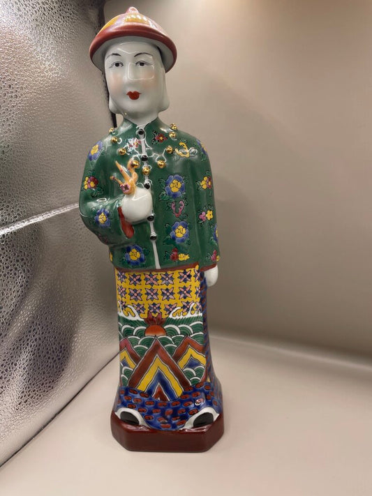 MCM CHINESE PORCELAIN FIGURE