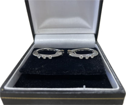 18KT WHITE GOLD DIAMOND EARRINGS