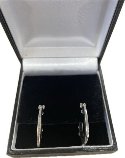 18KT WHITE GOLD DIAMOND EARRINGS