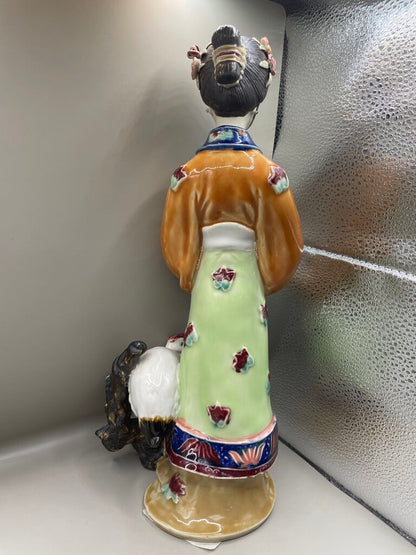 2002 CHINESE MUDMAN CERAMIC FIGURE GIRL WITH CRANE AND PINE TREE