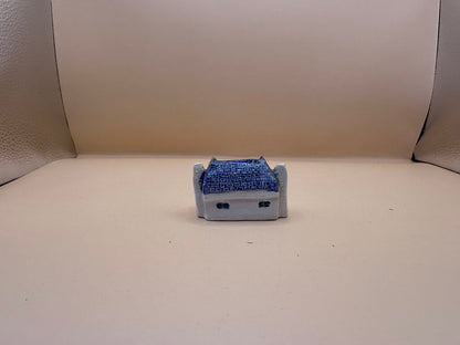 MINI HOUSE FIGURE