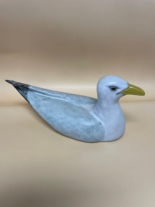 VINTAGE SEAGULL CERAMIC FIGURE