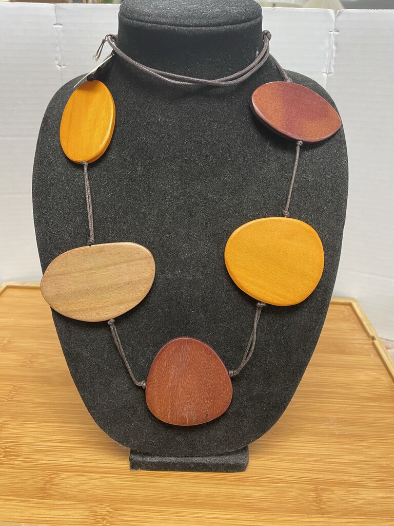 SYLCA NECKLACE