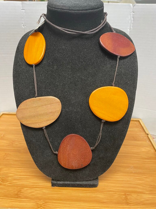 SYLCA NECKLACE