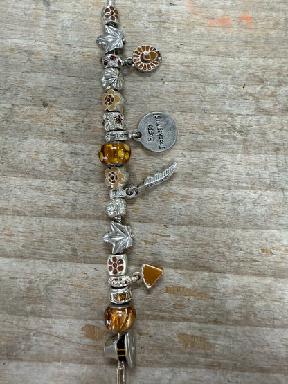 NOV CHARM BRACELET