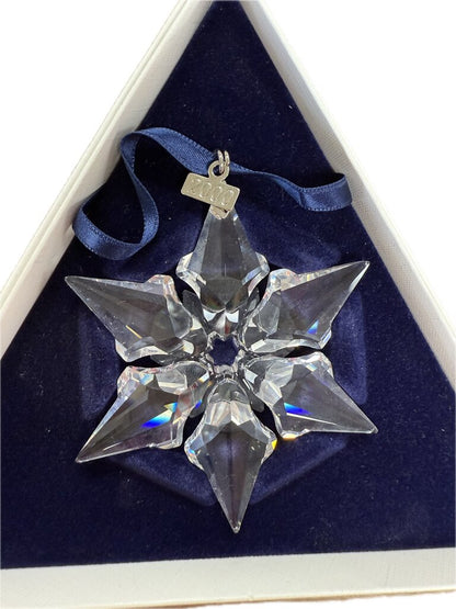 SWAROVSKI CHRISTMAS 2000 SNOWFLAKE ORNAMENT