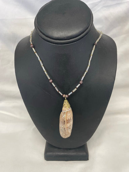 SHELL NECKLACE AND EARRINGS