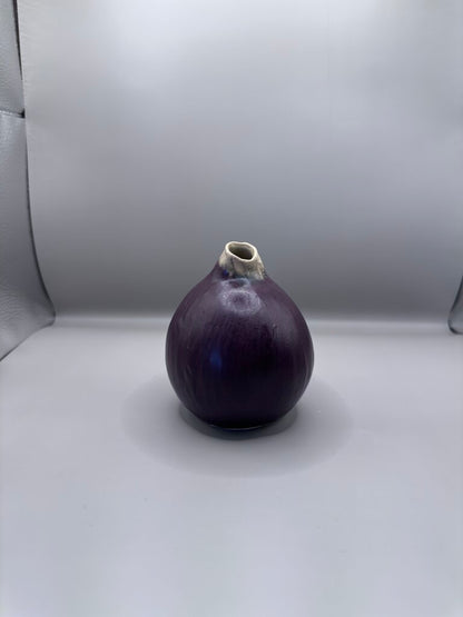 PATRICIA GARRETT FIG BUD VASE