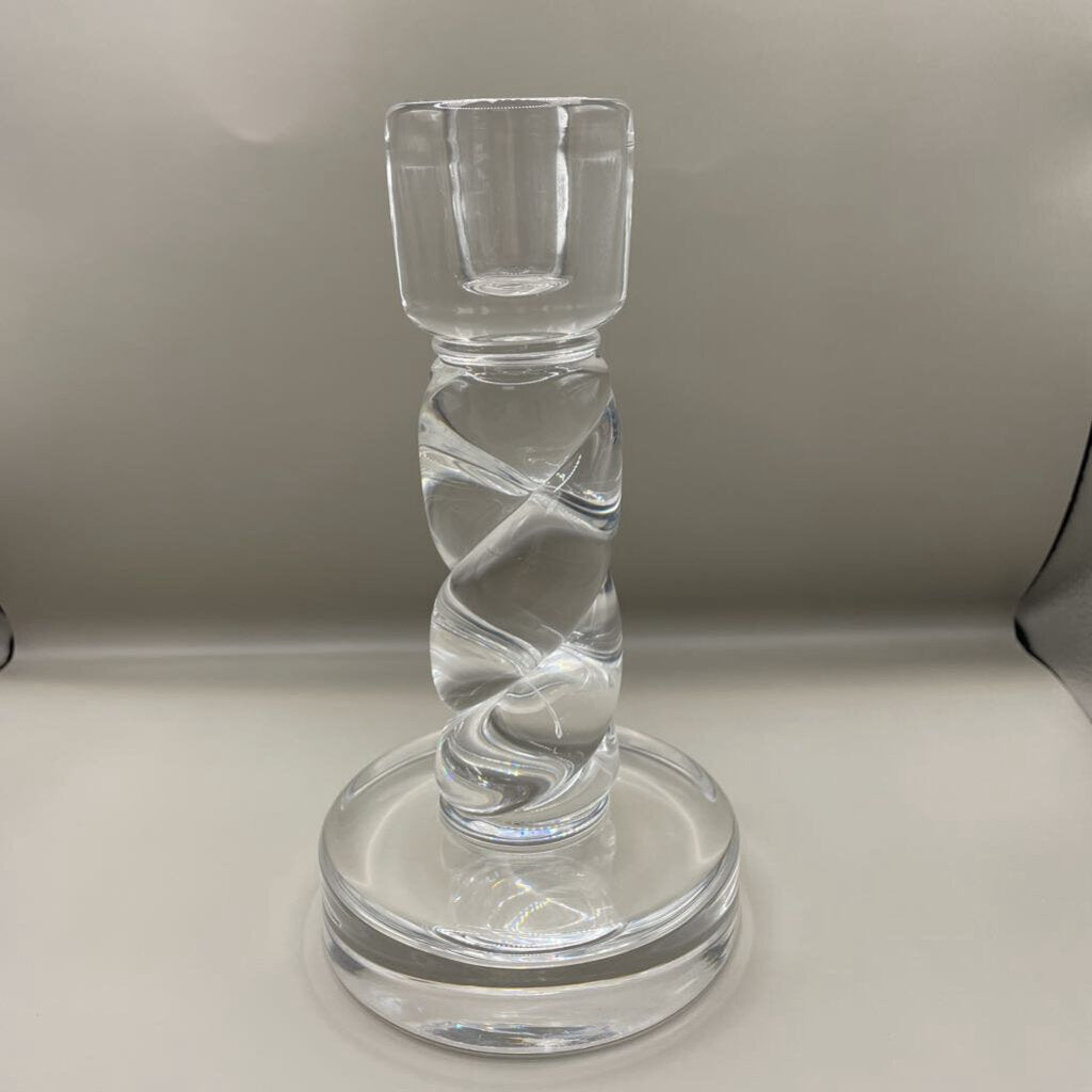 SIGNED STEUBEN CRYSTAL CANDLESTICK