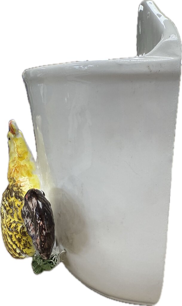 HEN AND ROOSTER CERAMIC WALL POCKET 8.5X7.5X3.5