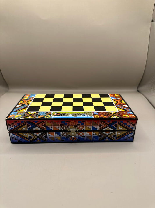 VINTAGE CRUSADER VS NATIVE AMERICAN CHESS GAME