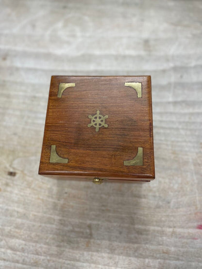 VINTAGE MARITIME COMPASS