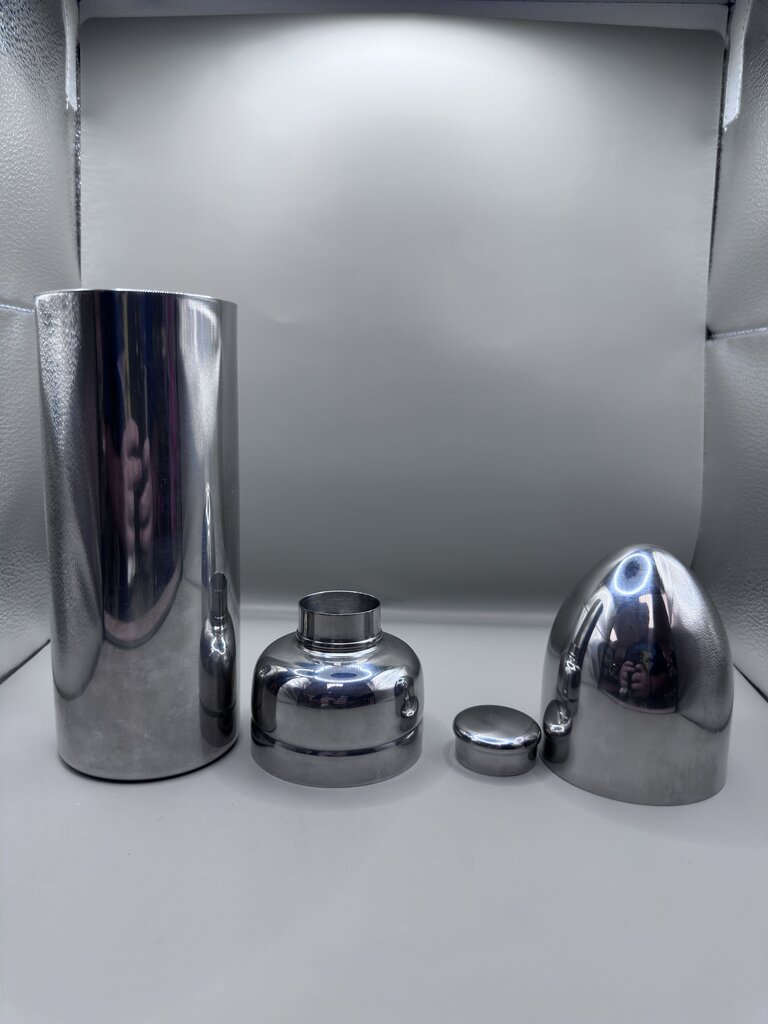 VINTAGE ART DECO STYLE STAINLESS BULLET COCKTAIL SHAKER
