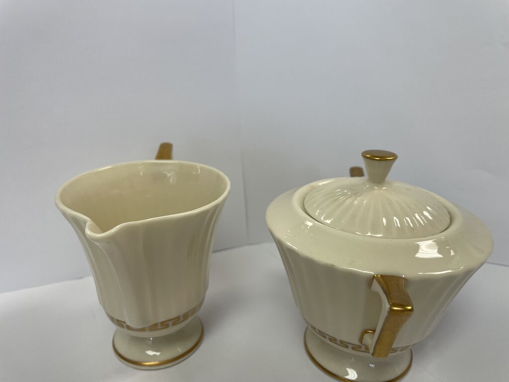 LENOX CRETAN CREAM AND SUGAR SET