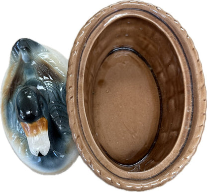 VINTAGE DUCK ON BASKET/NEST TRINKET BOX