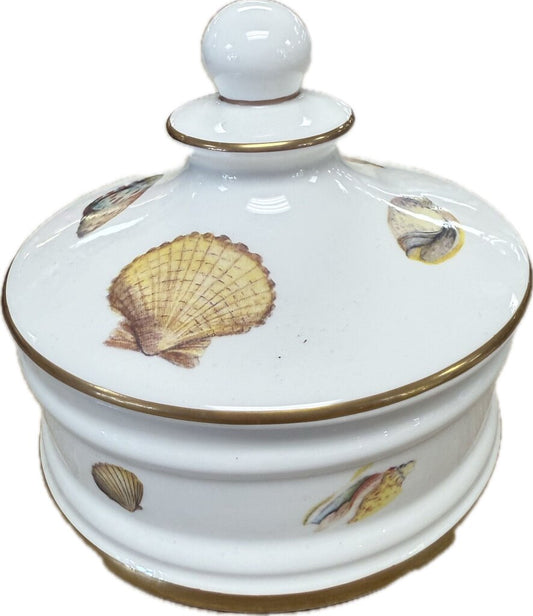 BONE CHINA LIDDED SHELL BATHROOM STORAGE DISH