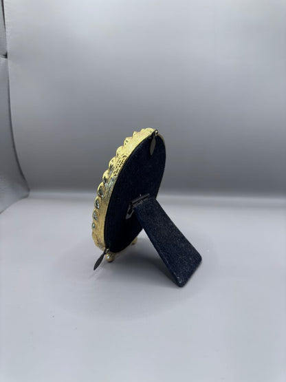 STYLEBUILT GOLD TWIST PHOTO FRAME