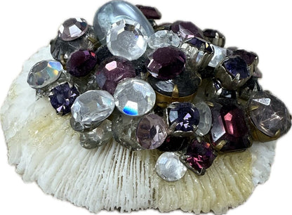 MUSHROOM CORAL BROOCH WITH RHINESTONES
