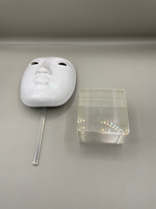 VINTAGE WHITE PORCELAIN FACE SCULPTURE ON LUCITE BASE