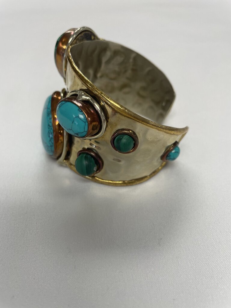 TURQUOISE CUFF