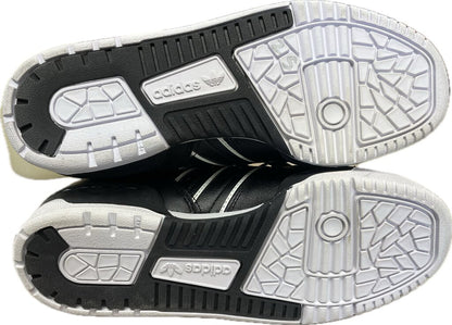 ADIDAS SNEAKER SIZE 5
