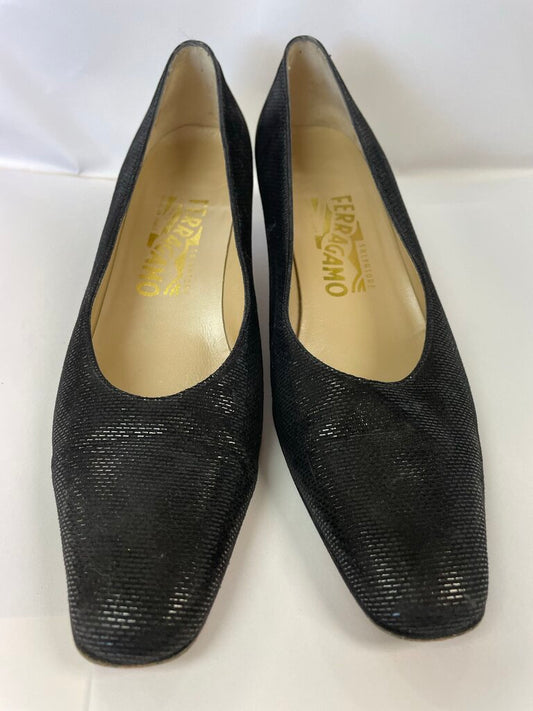 VINTAGE FERRAGAMO KITTY HEELS