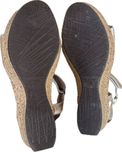 NAOT FOOTWEAR WOMEN'S PIER WEDGE SOFT ROSE GOLD