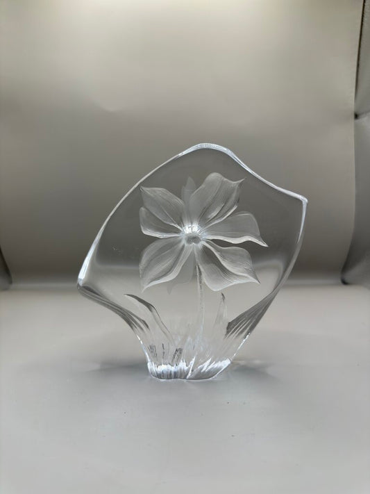 MATS JONASSON LEAD CRYSTAL FLOWER DECOR