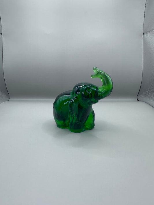 GREEN MAURANO GLASS ELEPHANT FIGURE / PAPERWEIGHT