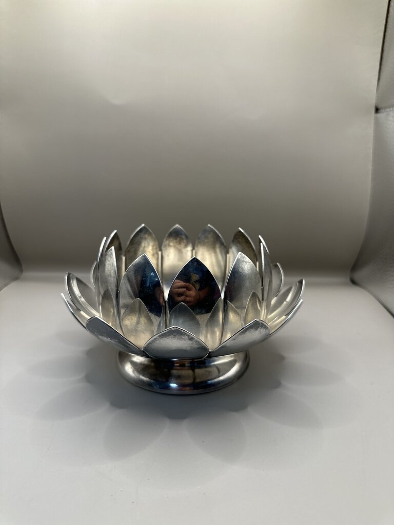 SILVER LOTUS FLOWER