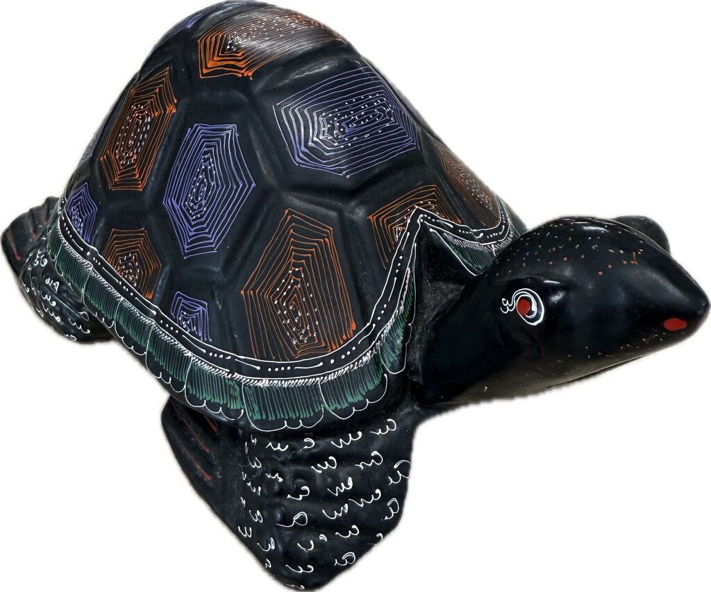 LACQUERED MANGO WOOD LONGEVITY TURTLE