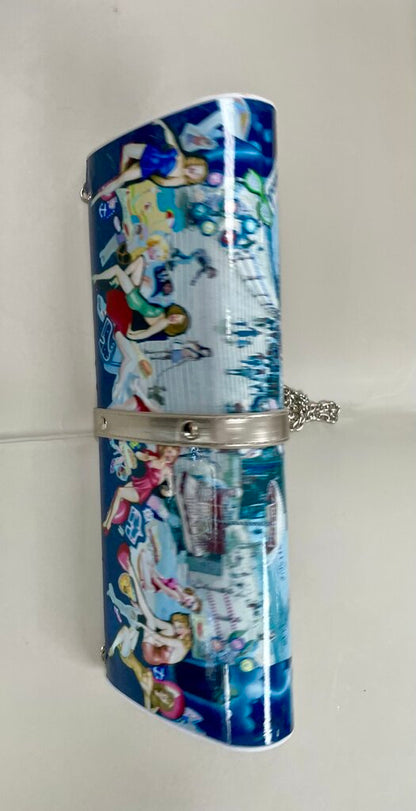 MAGAZINE CLUTCH WITH STRAP