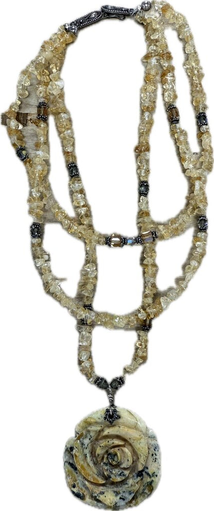 925 CITRINE NECKLACE WITH STONE FLOWER PENDANT