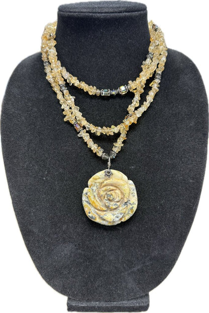 925 CITRINE NECKLACE WITH STONE FLOWER PENDANT