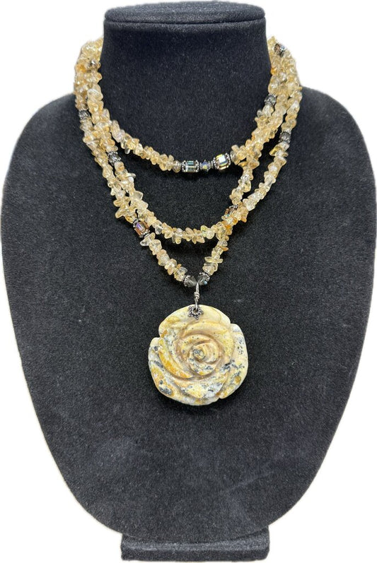 925 CITRINE NECKLACE WITH STONE FLOWER PENDANT