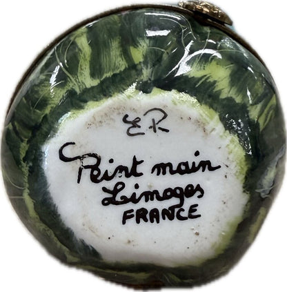 VINTAGE LIMOGES ROSEBUD PORCELAIN PILL BOX