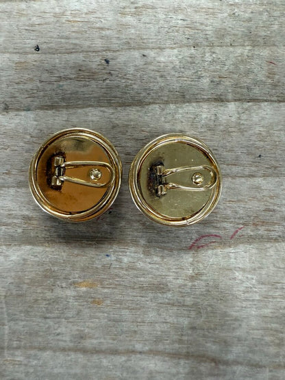 VINTAGE CARLA 14KT GOLD DOME CLIP ON EARRINGS