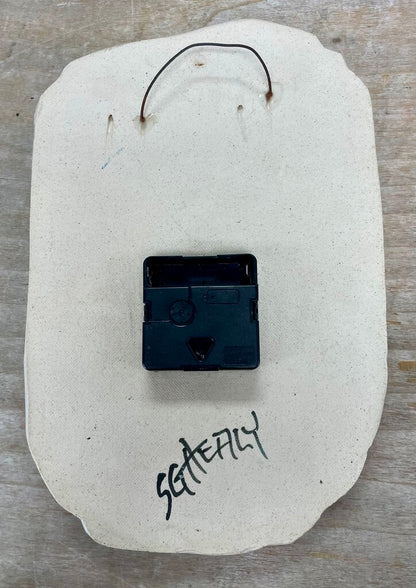 VINTAGE SG HEALY GECKO CERAMIC CLOCK 11"