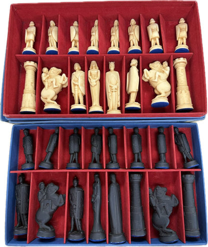 VINTAGE 1958 ANRI Toriart CHARLEMAGNE CHESS Set 32 Pieces