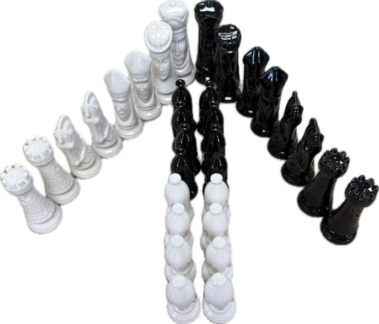 MCM DUNCAN CERAMIC CHESS PIECE SET -SOME MINOR DAMAGE/CHIPS AND ONE TOP BROKEN