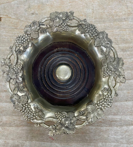 SILVERPLATED WINE BOTTLE COASTER