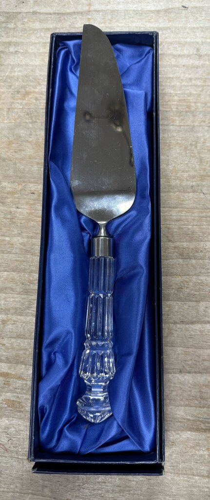 WATERFORD CAKE SERVER