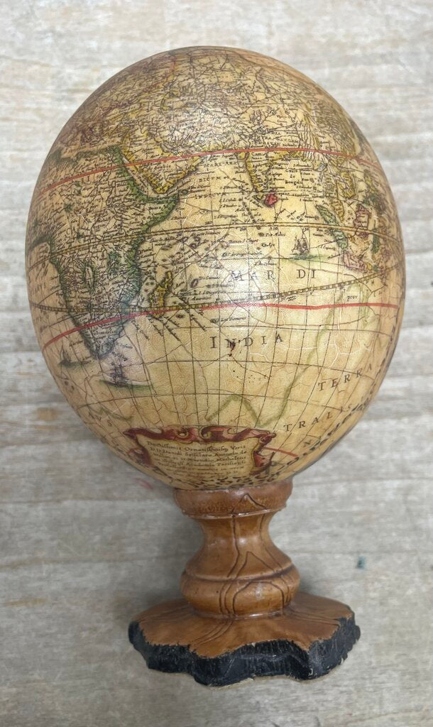 EGG SHAPED ANIMAL GLOBE