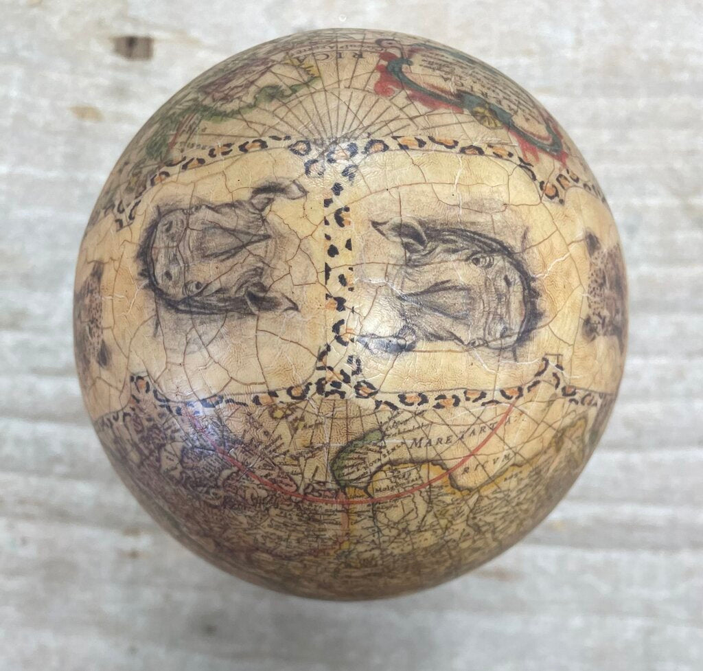 EGG SHAPED ANIMAL GLOBE