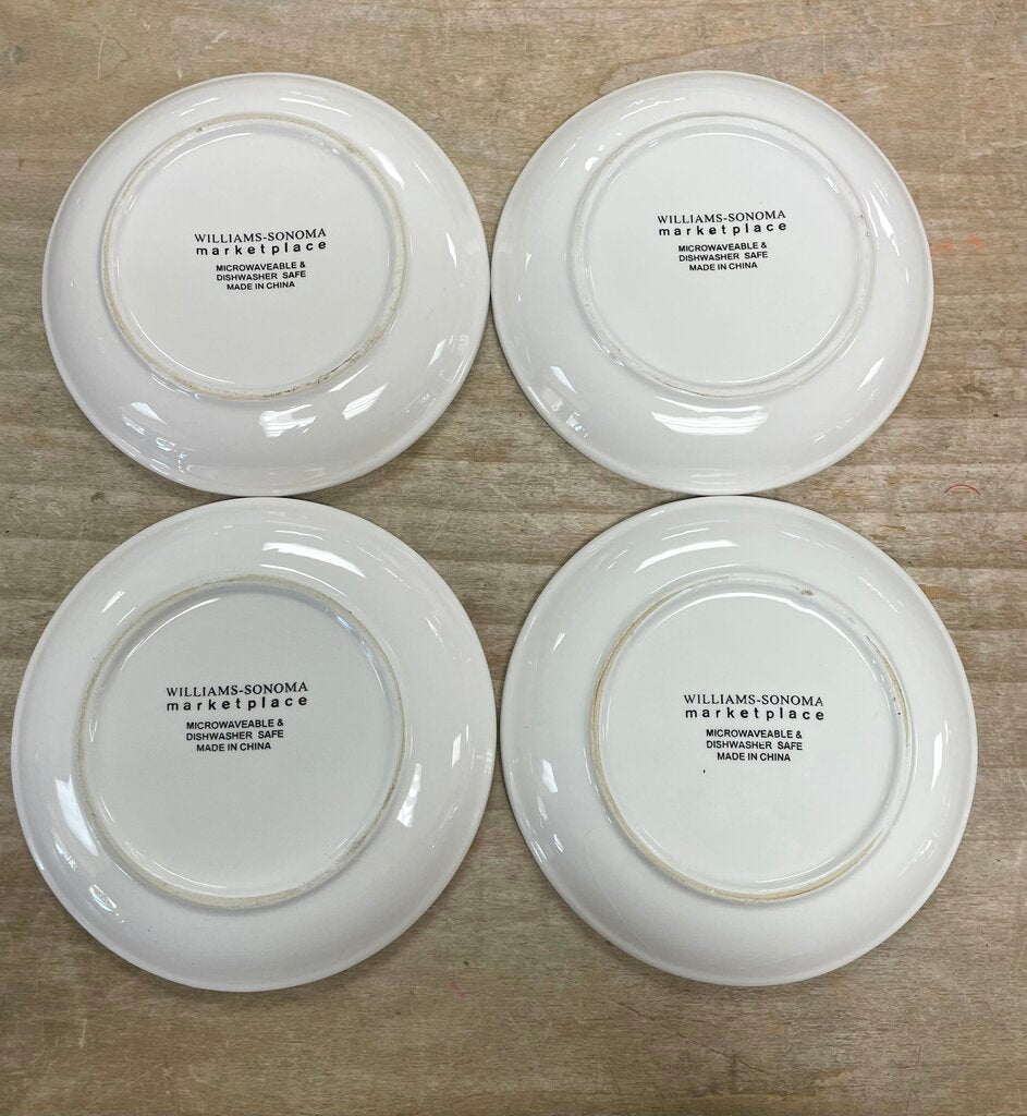 WILLIAMS SONOMA CHRISTMAS PLATES SET OF 4
