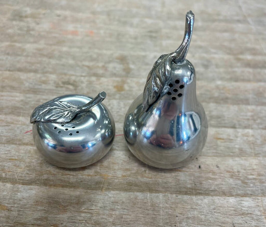 KIRT STIEFF PEWTER PEAR AND APPLE SALT AND PEPPER SHAKERS