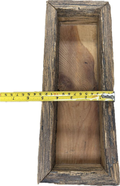 RECLAIMED WOOD PLANTER/BOX