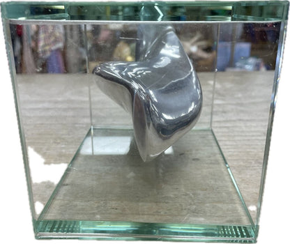 VINTAGE 1980S TORNADO VASE