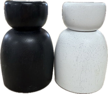 WOODEN SALT AND PEPPER SHAKERS BLACK AND WHITE